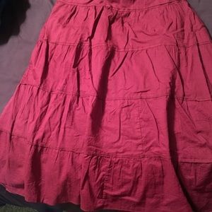 ❗️SALE SALE SALE ❗️ Maroon fully lined flowy skirt